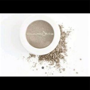 Colored Raine single eyeshadow